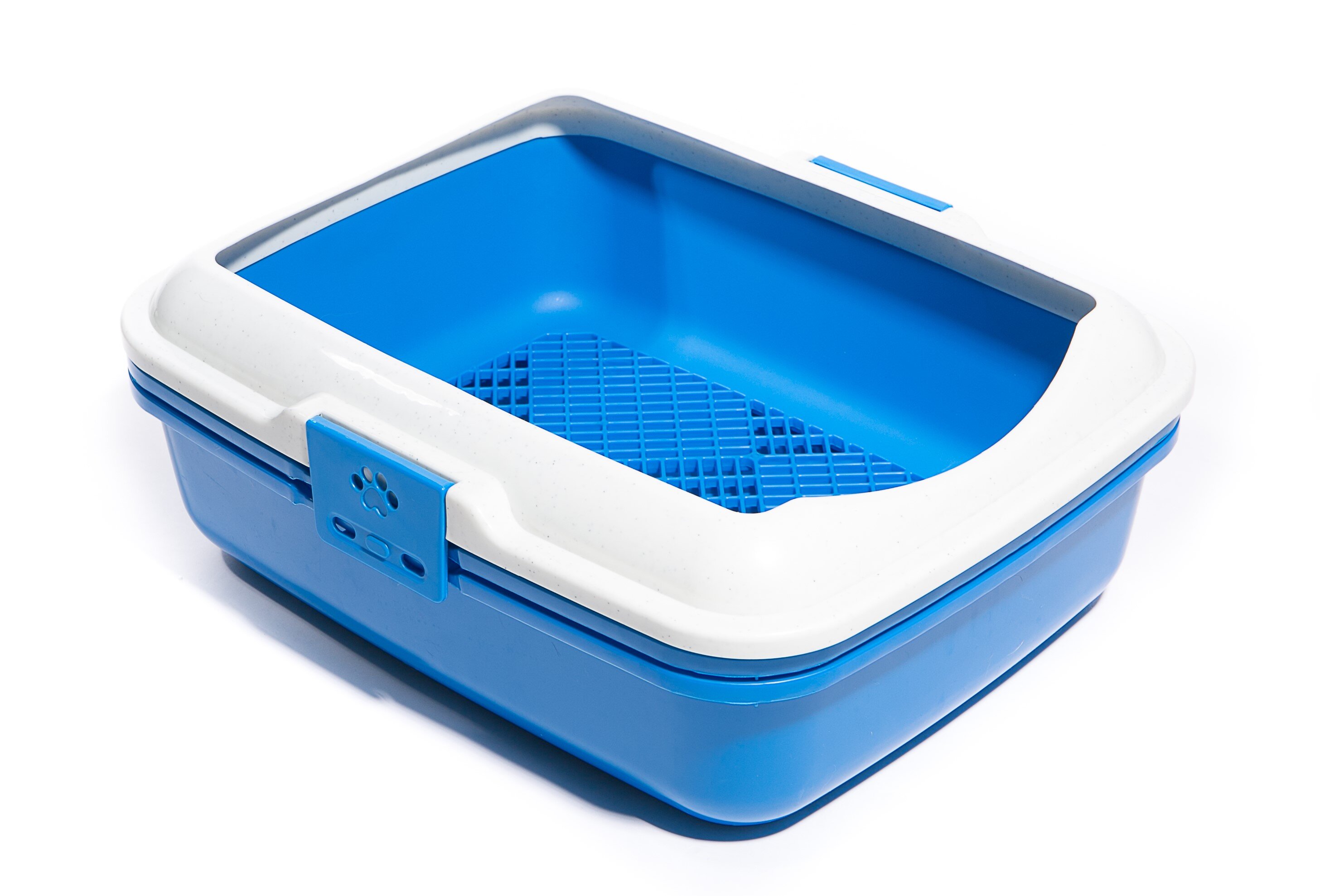 Sifting litter box outlet with lid